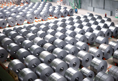 What percentage of transformer core is silicon steel?